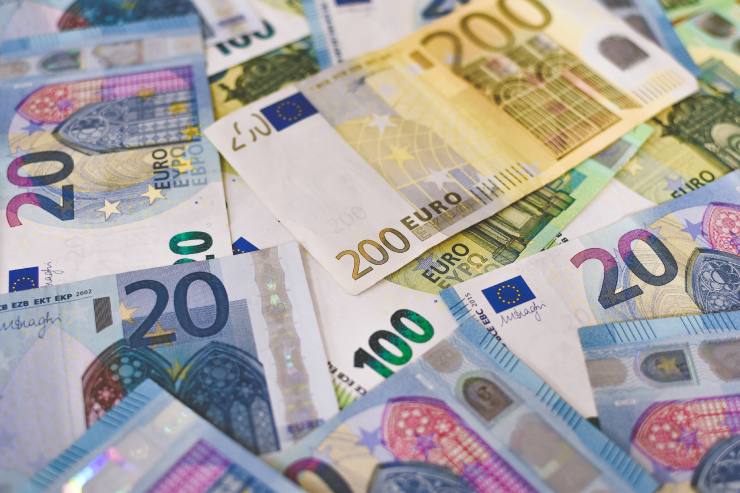 Banconote di euro di vario taglio