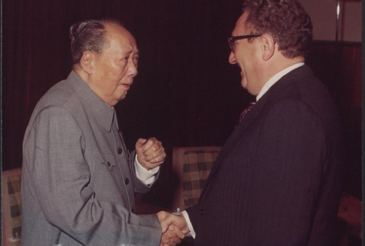 Il segretario di Stato Henry Kissinger e il leader cinese Mao Tse-Tung