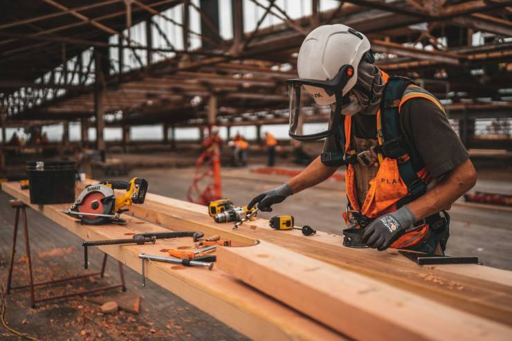 Le morti bianche restano tra le più dolorose da accettare. Per questo, bisogna sempre migliorare la sicurezza sul lavoro