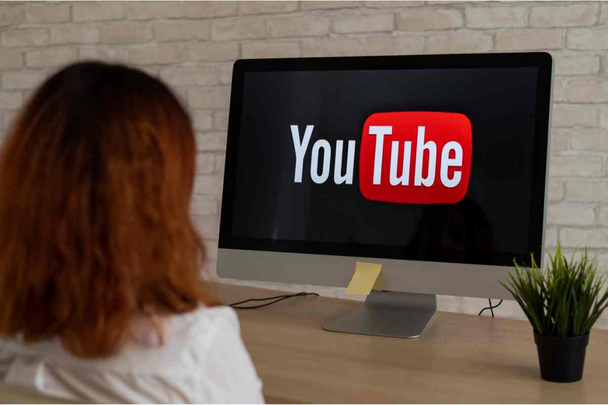 YouTube pubblicità video in pausa